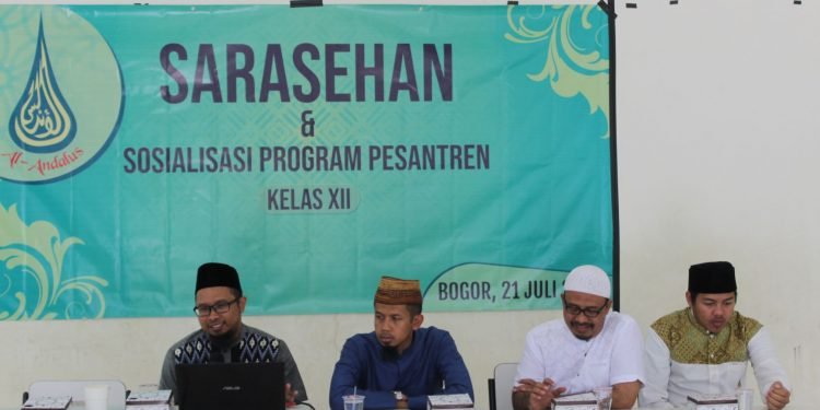 Sarasehan Pesantren Al-Andalus dengan Walisantri Kelas XII