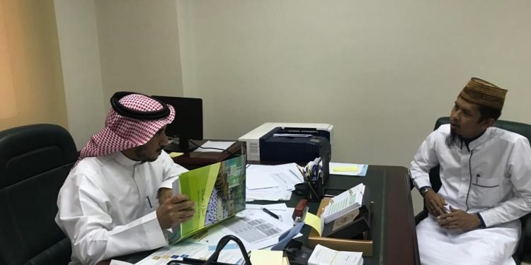 Penyerahan Berkas Proses Muadalah Ijazah Al-Andalus ke UIM