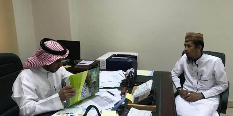 Penyerahan Berkas Proses Muadalah Ijazah Al-Andalus ke UIM