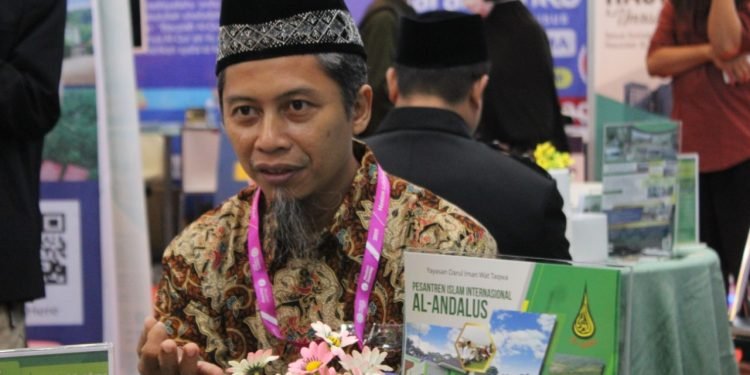 Muslim LifeFest, Serba-serbi di Booth Pesantren Al-Andalus