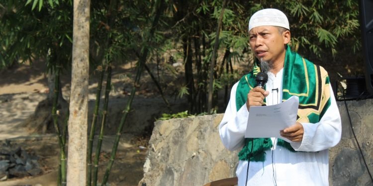 Salat Istisqa di Pesantren Islam Internasional Al-Andalus