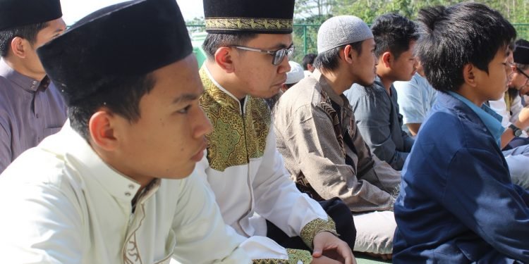 Salat Istisqa di Pesantren Islam Internasional Al-Andalus