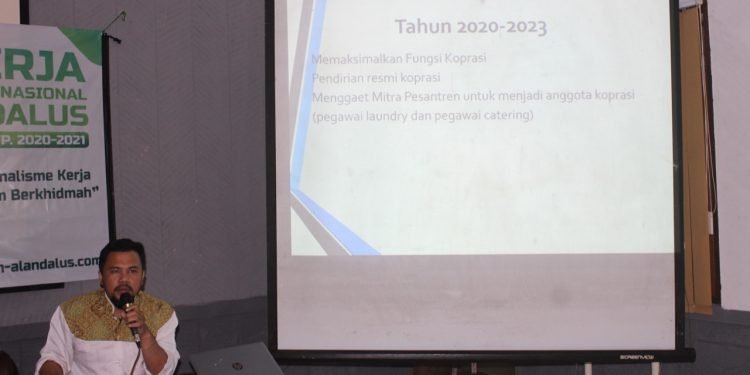 In Picture: Pengurus Al-Andalus Selenggarakan Raker di Cisarua Bogor