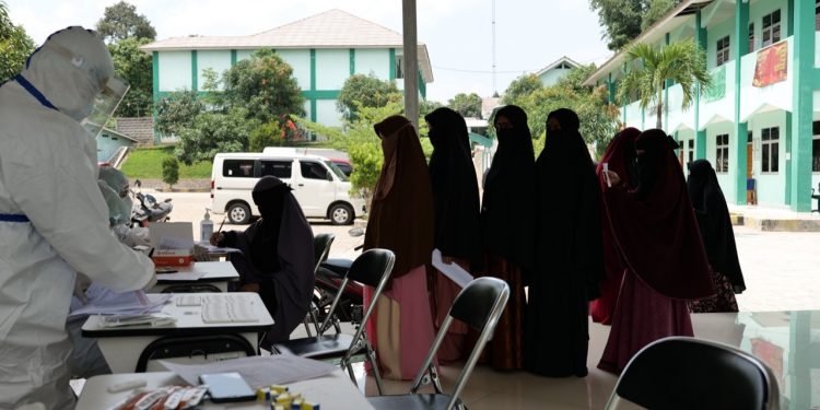 Seluruh Pegawai Al-Andalus Jalani Rapid Test Antibodi