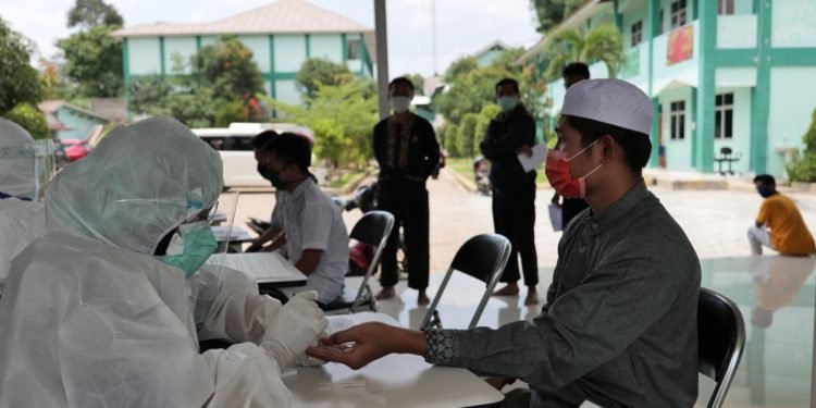 Seluruh Pegawai Al-Andalus Jalani Rapid Test Antibodi