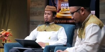 Berpredikat “Dengan Pujian”, Ustaz Nurdin dan Ustaz Amin Raih Gelar Magister Pendidikan