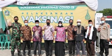 Digelar Satgas Covid 19 Jonggol dan Al-Andalus, Para Santriwati Ikuti Vaksinasi Massal