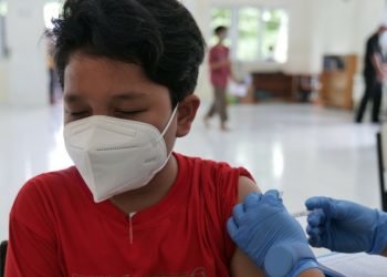 Sebanyak 155 Santri Putra Ikuti Vaksinasi Covid 19