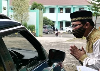 Momen Pembagian Rapor ‘Drive Thru’ dan Kepulangan Santri Liburan Semester Ganjil