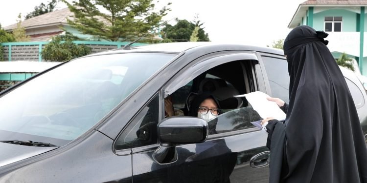 Diizinkan Pemerintah PTM 100 Persen, Santri Mulai Datang ke Pesantren