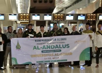 Diterima di Al-Azhar, Alumni Al-Andalus Mulai Berangkat ke Mesir