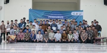 Mudir Direktorat Al-Andalus Putra Lantik Ketua dan Pengurus OSIS Terpilih