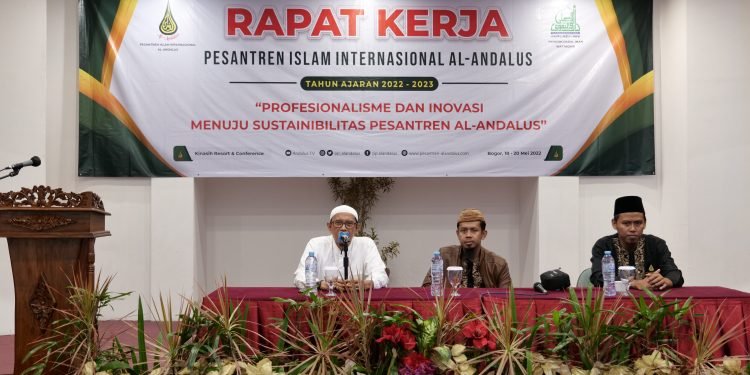 Pesantren Al-Andalus Gelar Raker Keenam Dihadiri Dewan Pembina