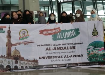 Satu Orang Akhwat Alumni Al-Andalus Kuliah di Al-Azhar Kairo