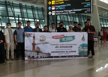 Tiga Orang Ikhwan Alumni Al-Andalus Berangkat ke Mesir