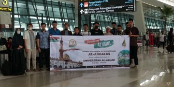 Tiga Orang Ikhwan Alumni Al-Andalus Berangkat ke Mesir