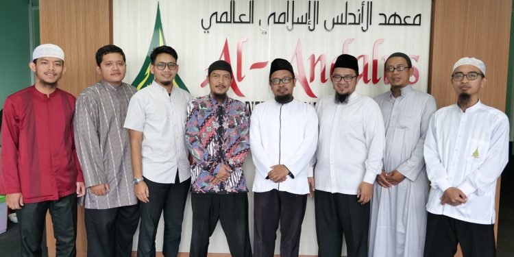 Al-Andalus Terima Kunjungan Pesantren Al Hanif Cilegon