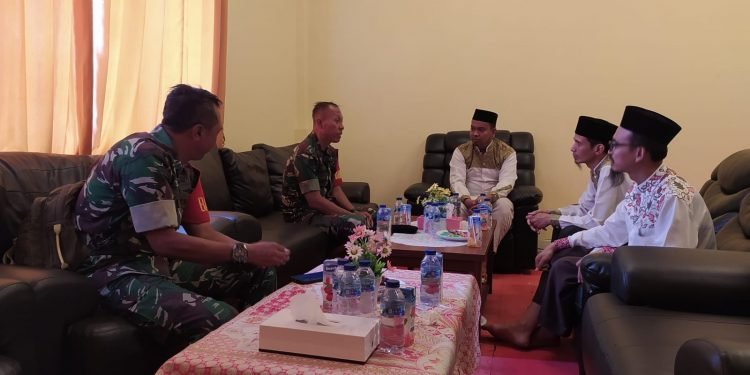 Kunjungi Al-Andalus, Danramil Sukamakmur Ungkap Pentingnya Wawasan Kebangsaan Bagi Santri