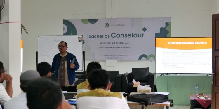 Tingkatkan Mutu Pendidikan Pesantren, Al-Andalus Gelar Workshop Bagi Pengasuh