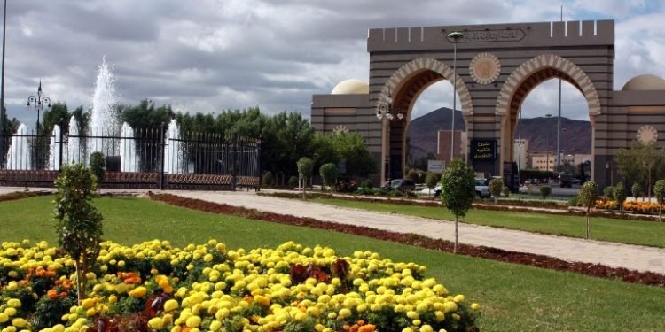 Lagi, Empat Alumni Al-Andalus Lolos Kuliah Beasiswa di UIM