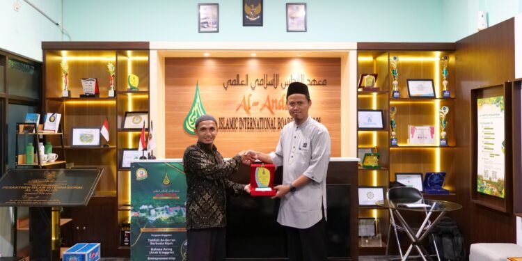 Al-Andalus Terima Kunjungan PTQ Imam Ath-Thobari dan Pesantren Al-Irsyad Majalengka