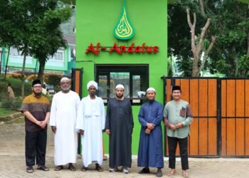 Dosen King Abdul Aziz Ingatkan Santri Pentingnya Bahasa Arab