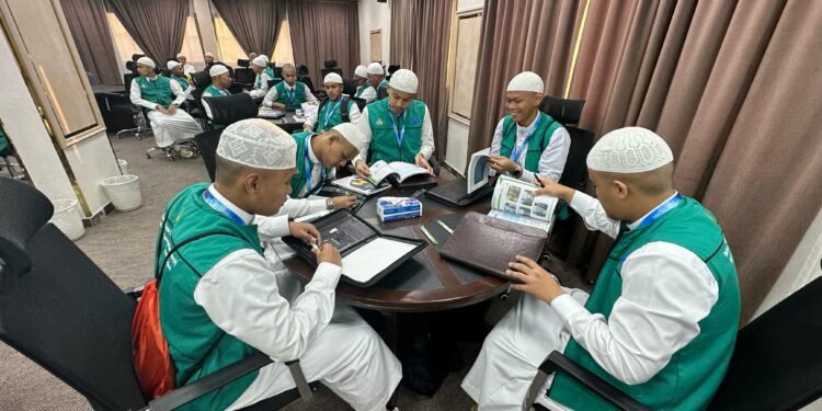 Overseas Santri Al-Andalus ke Universitas Ummul Quro