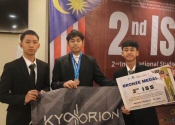 Santri Al-Andalus Raih Perunggu Kompetisi Esai Tingkat Internasional