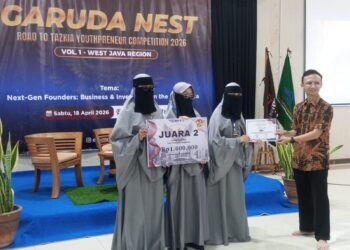 Santriwati Kelas X Raih Juara Entrepreneur di Ajang Garuda Nest Tazkia