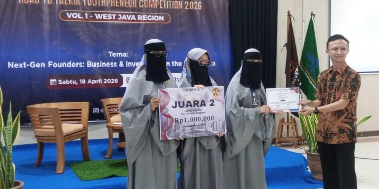 Santriwati Kelas X Raih Juara Entrepreneur di Ajang Garuda Nest Tazkia